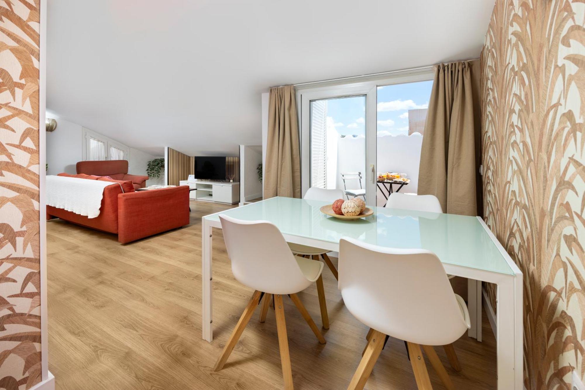 Wonderstays Maribel Apartment